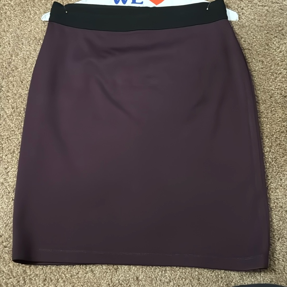Bcbg purple stretch skirt with black waist band